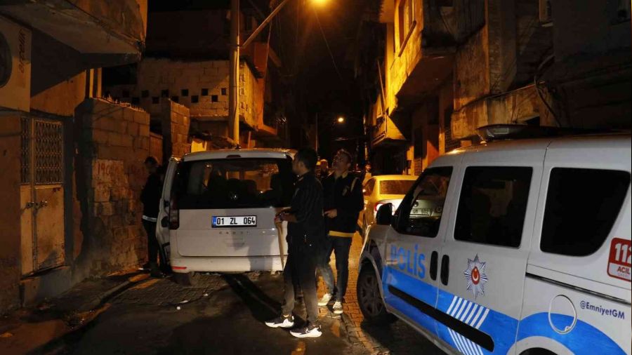 Hacker çetesine operasyon: 110 gözaltı