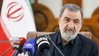 Hamaney, askeri dan��man� R�zai'yi �ran Ulusal G�venlik Y�ksek Konseyi Genel Sekreteri olarak g�revlendirdi