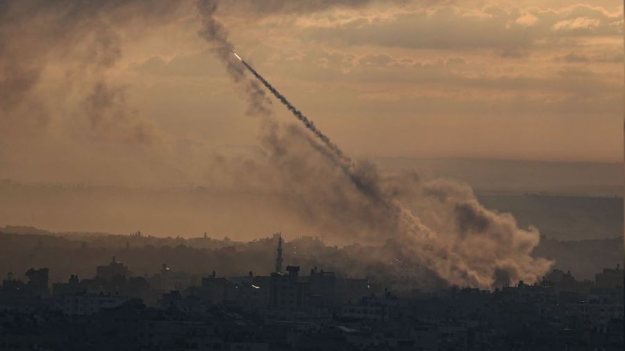 Hamas, İsrail içinde yedi ayrı noktada çatışıyor