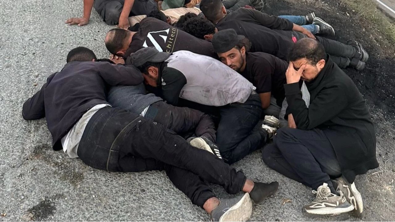 Hatay'da 26 ka�ak g��men yakaland�: 3 tutuklama
