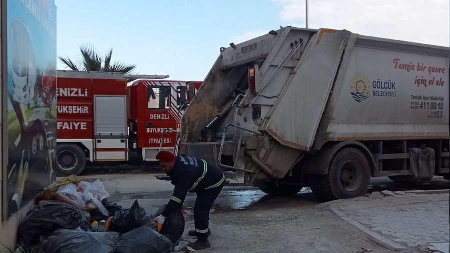 Hatay'da dezenfeksiyon ve ilaçlama çalışmaları sürüyor