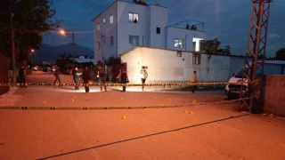 Hatay'da tarm iileri arasnda silahl kavga: 2'si ar 5 yaral