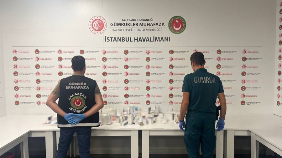 Havalimanında 27 milyon liralık kaçak ilaç ele geçirildi