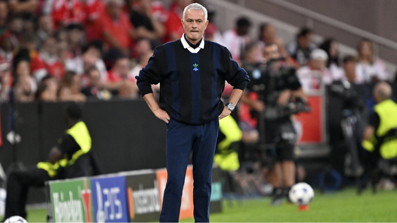 Hi� bir hedefi tutturamayan Jose Mourinho yeni hedefi a��klad�