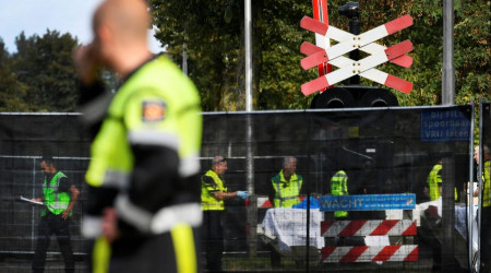 Hollanda'da kamyon sokak partisine dald: 4 l 8 yaral