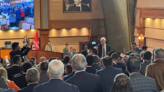 İBB Meclisine kavga nedeniyle ara verildi
