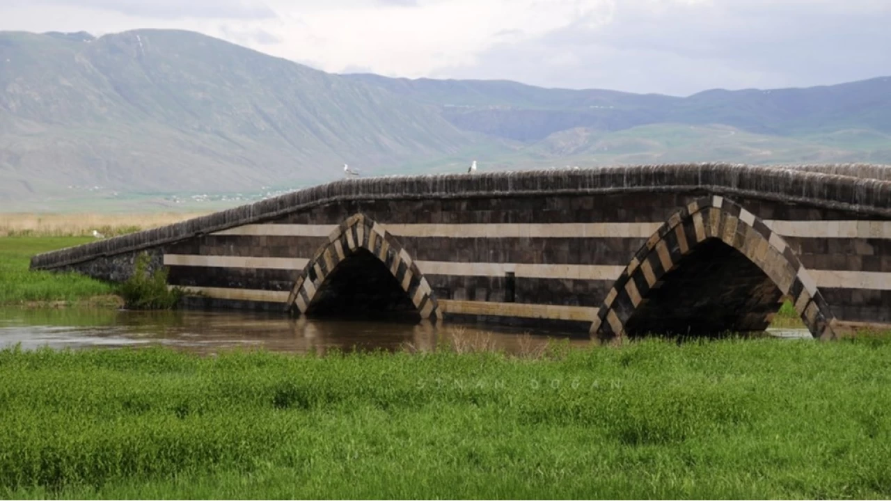 İlhanlılardan Miras: Bend-i Mahi Köprüsü