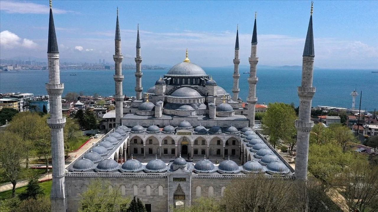 İslam mimarisinin en önemli örneklerinden biri: Sultanahmet Camii