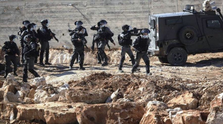srail askerleri, Bat eria'da 15 Filistinliyi yaralad