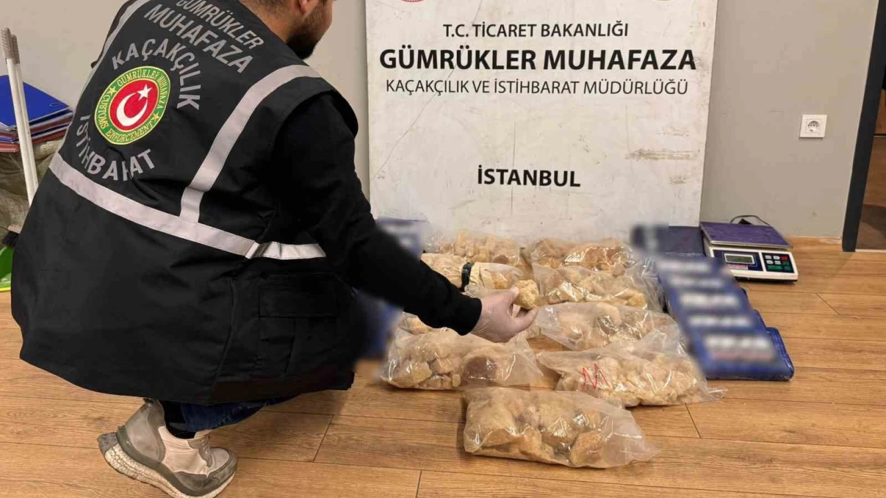 �stanbul'da 58 kilogram uyu�turucu ele ge�irildi