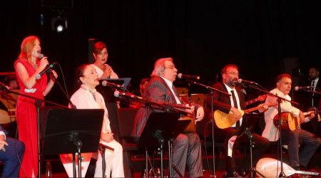 İstanbul'da Arif Sağ için 'saygı gecesi' düzenlendi