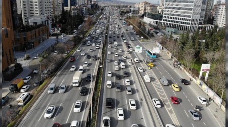 İstanbul'da trafik çilesi erken başladı