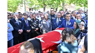 Y Parti Genel Bakan Derviolu, lk Ocaklar eski Genel Bakan Ulvi Batu'nun cenazesine katld