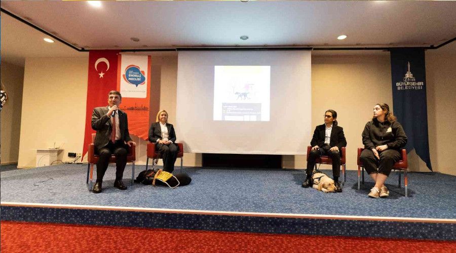 İzmir'de rehber köpekler için toplu ulaşımda düzenleme