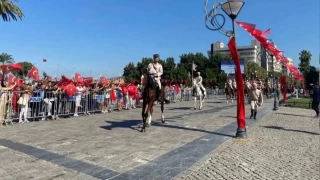 İzmir'in düşman işgalinden kurtuluşunun 102. yıl dönümü kutlandı