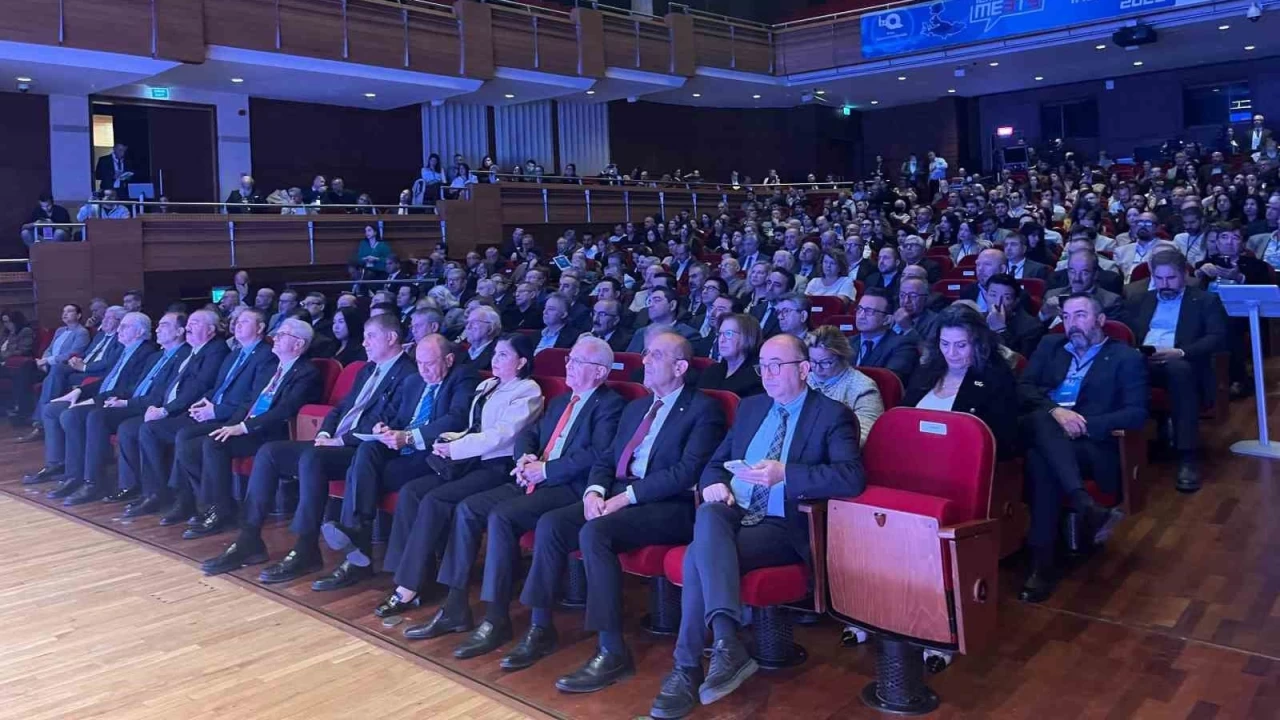 İzmirMeets 2025 Zirvesi başladı