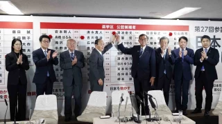 Japonya'da iktidar koalisyonu sallantda