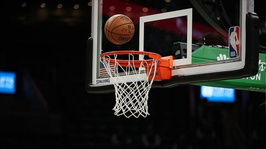 Jokic, Nuggets'ı sırtladı