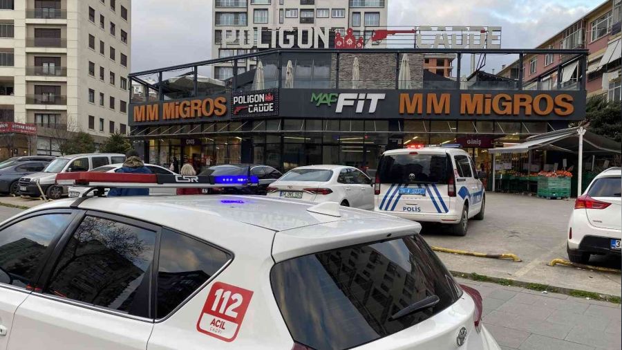 Kadıköy'de poligonda intihar girişimi