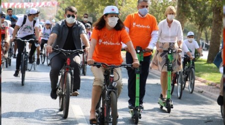 Kahramanmaraş'ta 7'den 70'e binlerce kişi pedal çevirdi