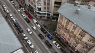 Kaldrmn ortasndaki trbe hikayesiyle de dikkat ekiyor
