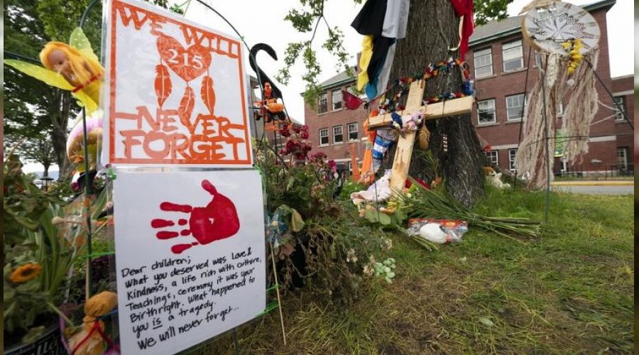 Kanada'da ikinci toplu mezar �oku