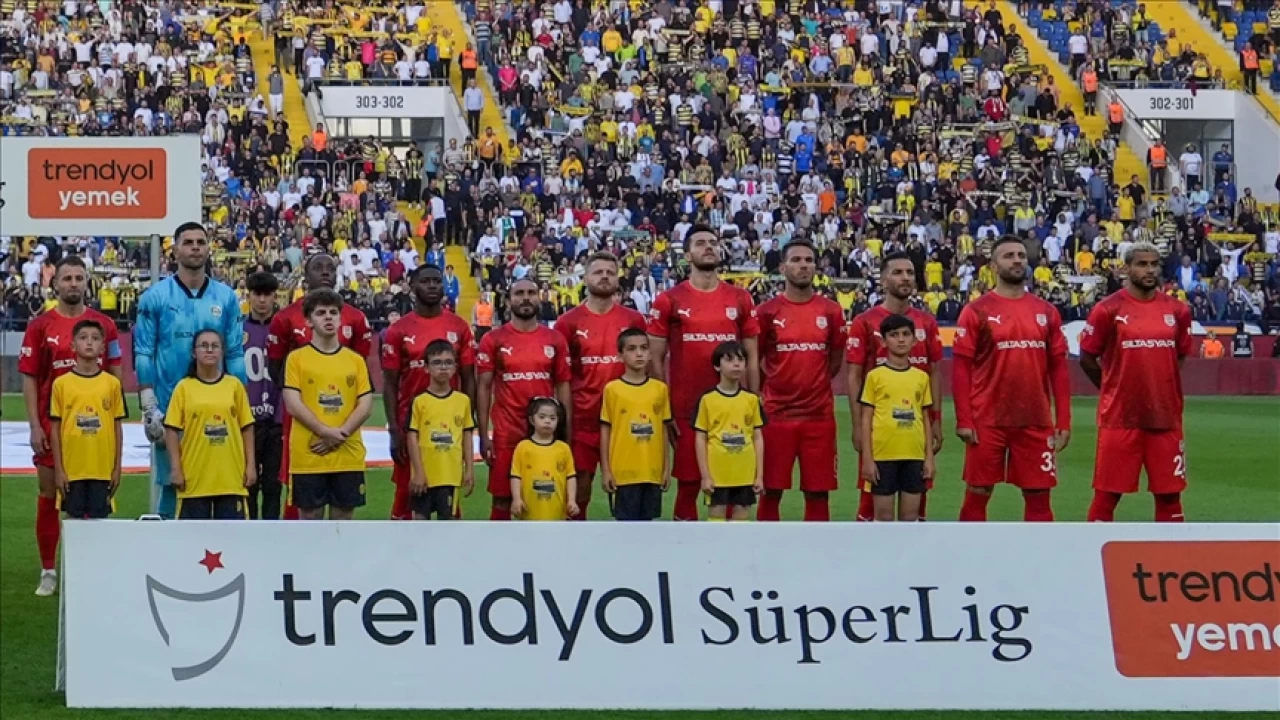 Karagümrük'ün galibiyeti Pendikspor'u düşürdü