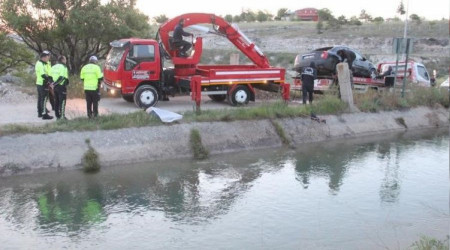 Karaman'da otomobil sulama kanalına uçtu: 1 ölü