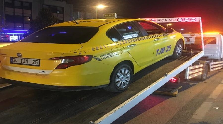 'Kar��n�n taksisiyim' diyerek yolcu almad�lar