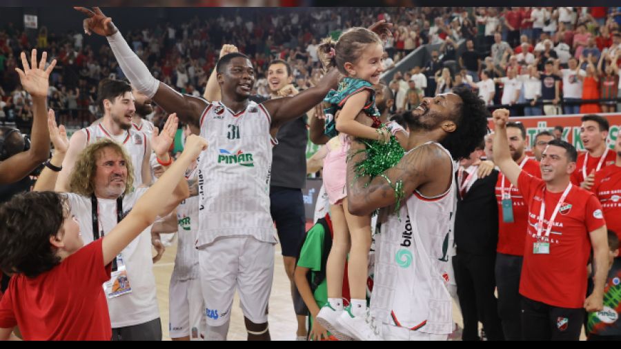 Kar��yaka �ampiyonlu�u istiyor 