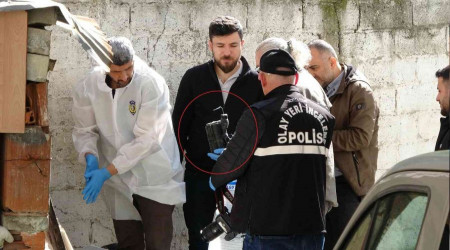 Kayıp kedisini ararken bomba buldu