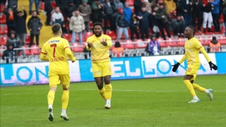 Kayserispor, konuk ettiği Konyaspor'u mağlup etti