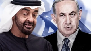Kimlikler ortaya ��k�yor, saflar netle�iyor