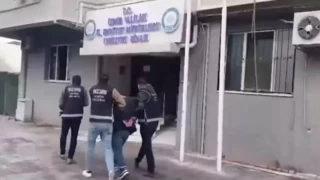 Kırmızı bültenle aranan Kazakistan vatandaşı İzmir'de yakalandı