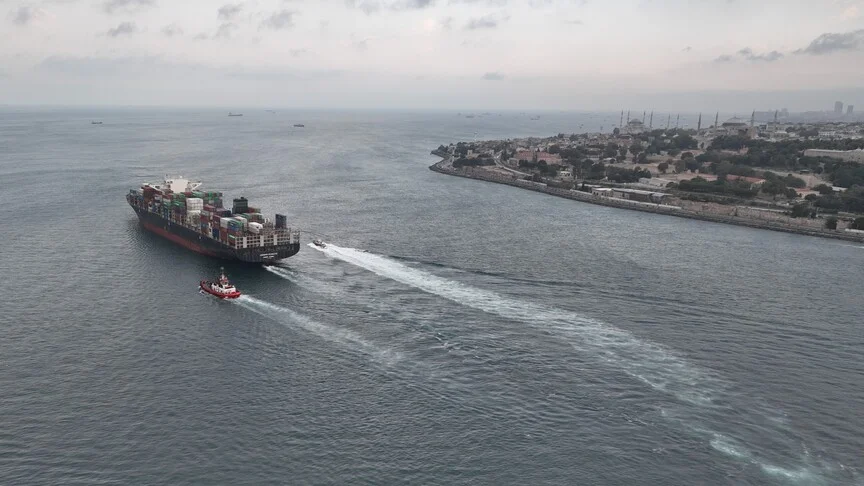 Kıtaları birleştiren" İstanbul Boğazı'ndan bu yılın ilk 3 ayında 9 bin 195 geminin geçtiği belirlendi