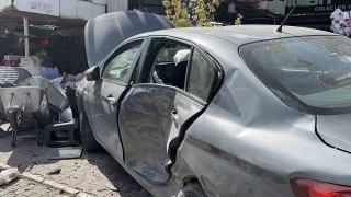 Konya'da kontrolden kan otomobil yayalara arpt