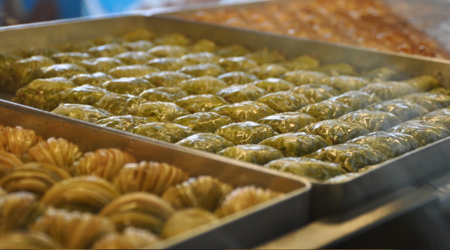 Korona pastaneleri de vurdu