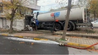 Kkekmece'de SK'ye ait su tankeri i yerine girdi