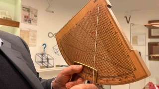 Latin harfleriyle yapılan ilk rubu tahtası Eskişehir'de