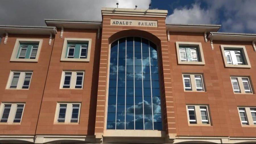 Madde müptelası oğlunu kurtarmak isteyen baba özür diledi