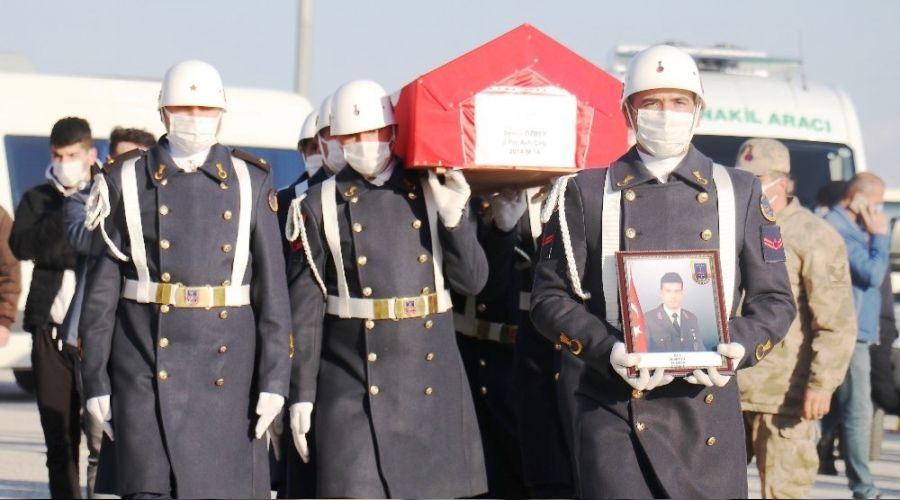 Malatyal� �ehit g�zya�lar�yla defnedildi