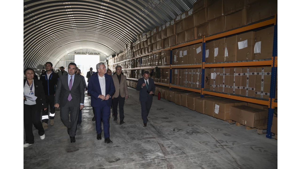 Mansur Yavaş, Afet Eğitim ve Lojistik Merkezi'ni ziyaret etti