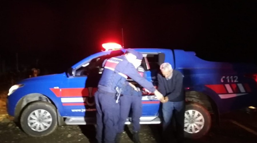 Mantar toplamak iin gezdii ormanda kayboldu