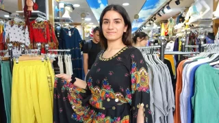 Mardin'de yresel kyafetler turistlerin ilgi oda oldu
