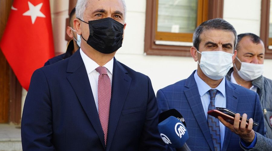 Mezarlara dadanan aydan meyve aalar ile kurtulacaklar