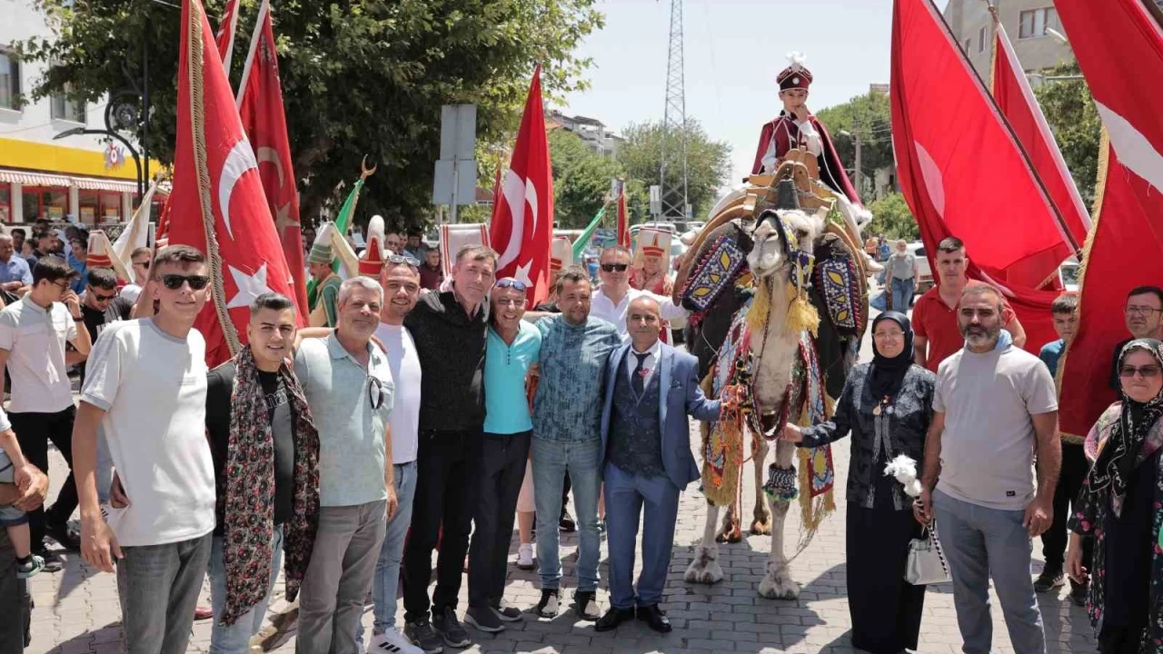 Milyonluk güreş devesi ile sünnet konvoyu