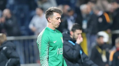Muslera'nın lisansı çıkartılmadı