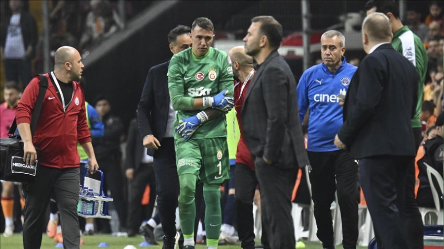 Muslera'nın tedirgin eden sakatlığı