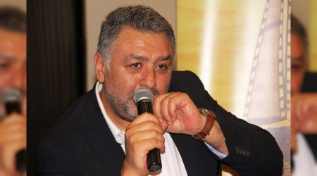 Naim Süleymanoğlu'na benzeyen aktör ağlattı
