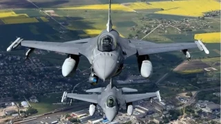 NATO jetleri Letonya hava sahas�nda Rus �HA's� d���rd�